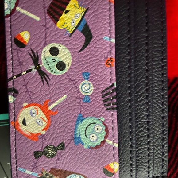 Accessories - Picture 6 of 6